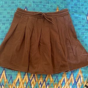 F21 Pleated Skirt | M